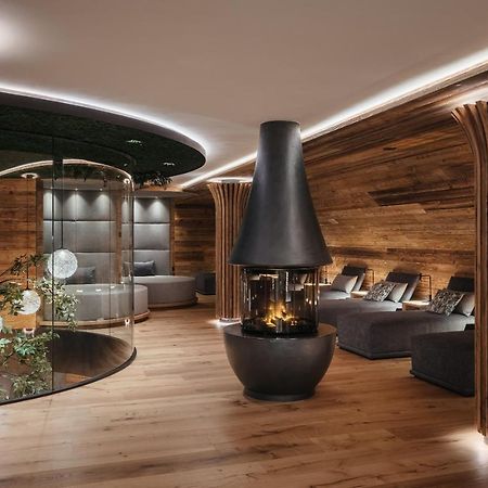 Garni La Dorada Aparthotel Colfosco Buitenkant foto