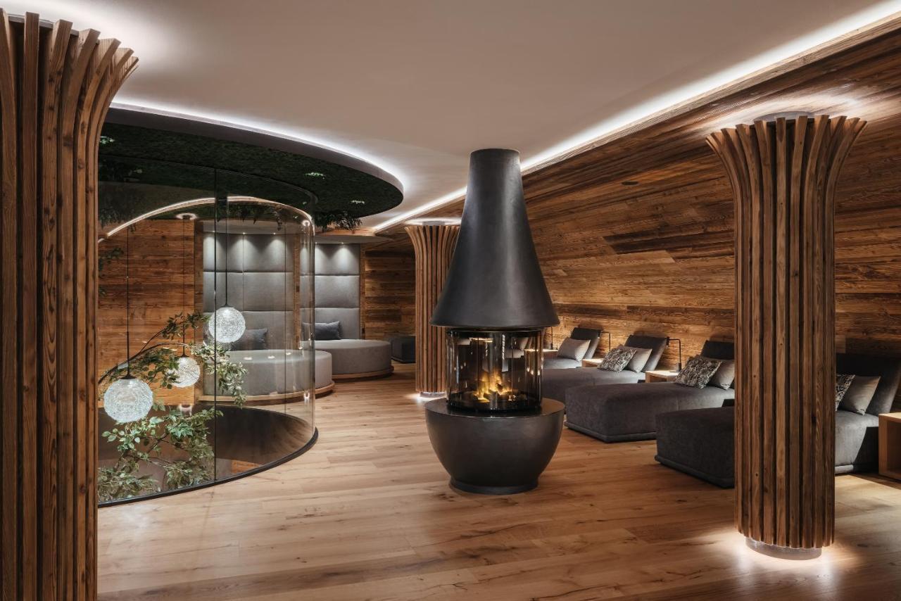 Garni La Dorada Aparthotel Colfosco Buitenkant foto