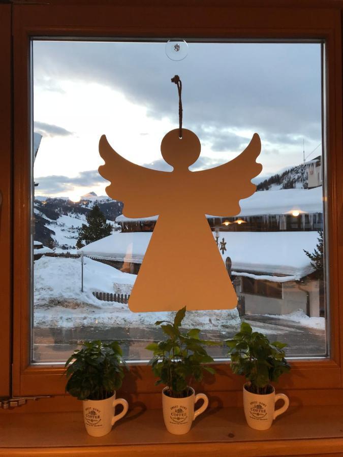 Garni La Dorada Aparthotel Colfosco Buitenkant foto