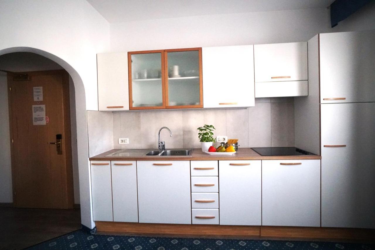 Garni La Dorada Aparthotel Colfosco Buitenkant foto