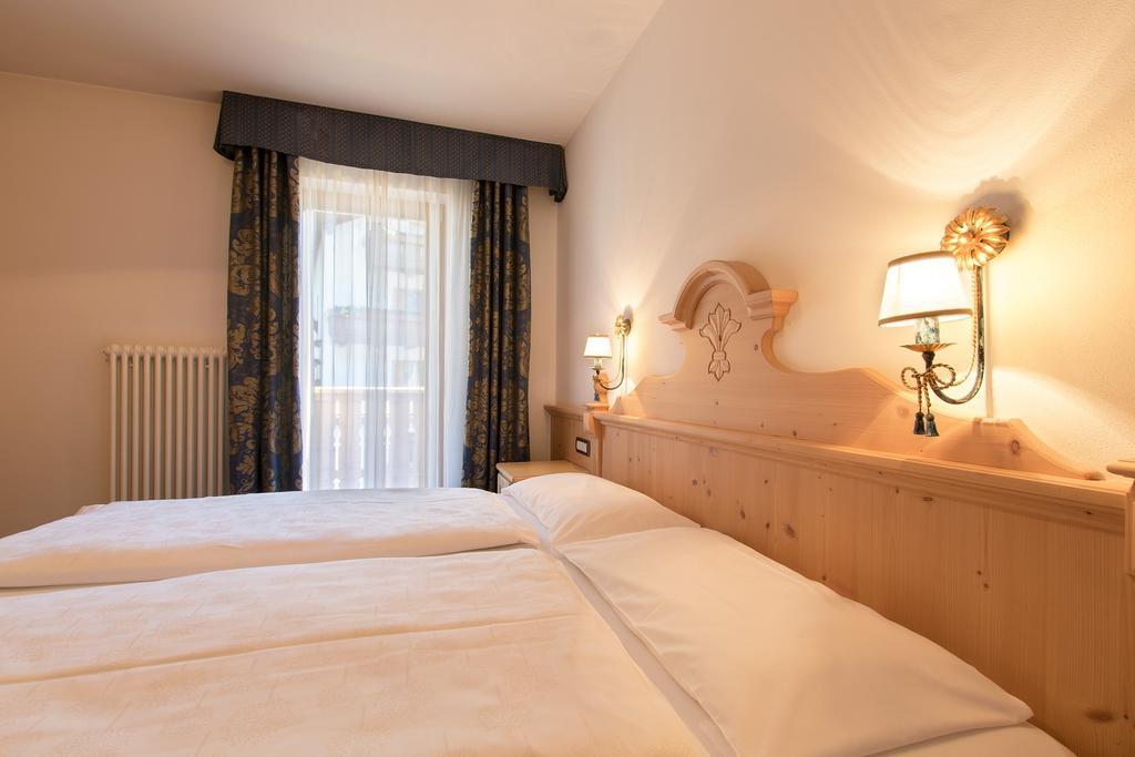 Garni La Dorada Aparthotel Colfosco Buitenkant foto